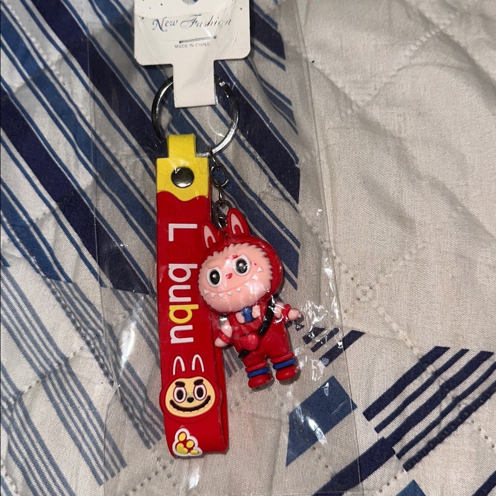 Labubu Red Keychain - Picture 1 of 2